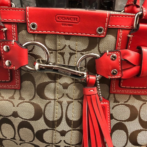Beautiful Coach Hampton Signature Satchel Handbag - Picture 6 of 7